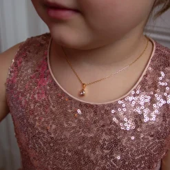 Caroline Svedbom Halsband-Flower Girl Necklace/Vintage Rose (Children Size)