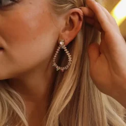 Caroline Svedbom Örhängen-Lily Earrings/Rainbow Combo