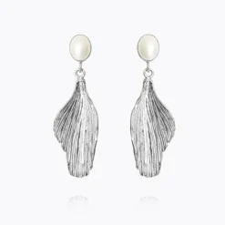 Caroline Svedbom Örhängen-Mini Golden Leaf Earrings/Pearl